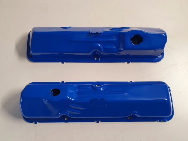 1965 - 1966 Ford Thunderbird valve covers