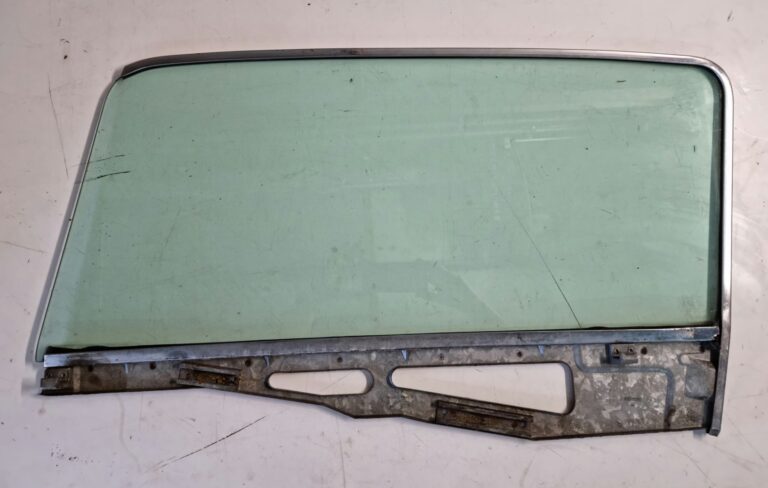 1966 Ford Thunderbird door glass for town coupe and landau - green tinted - Image 4