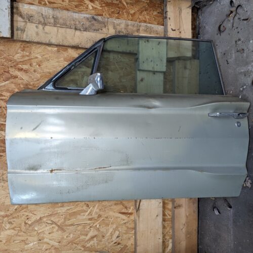 1966 Ford Thunderbird driver side door