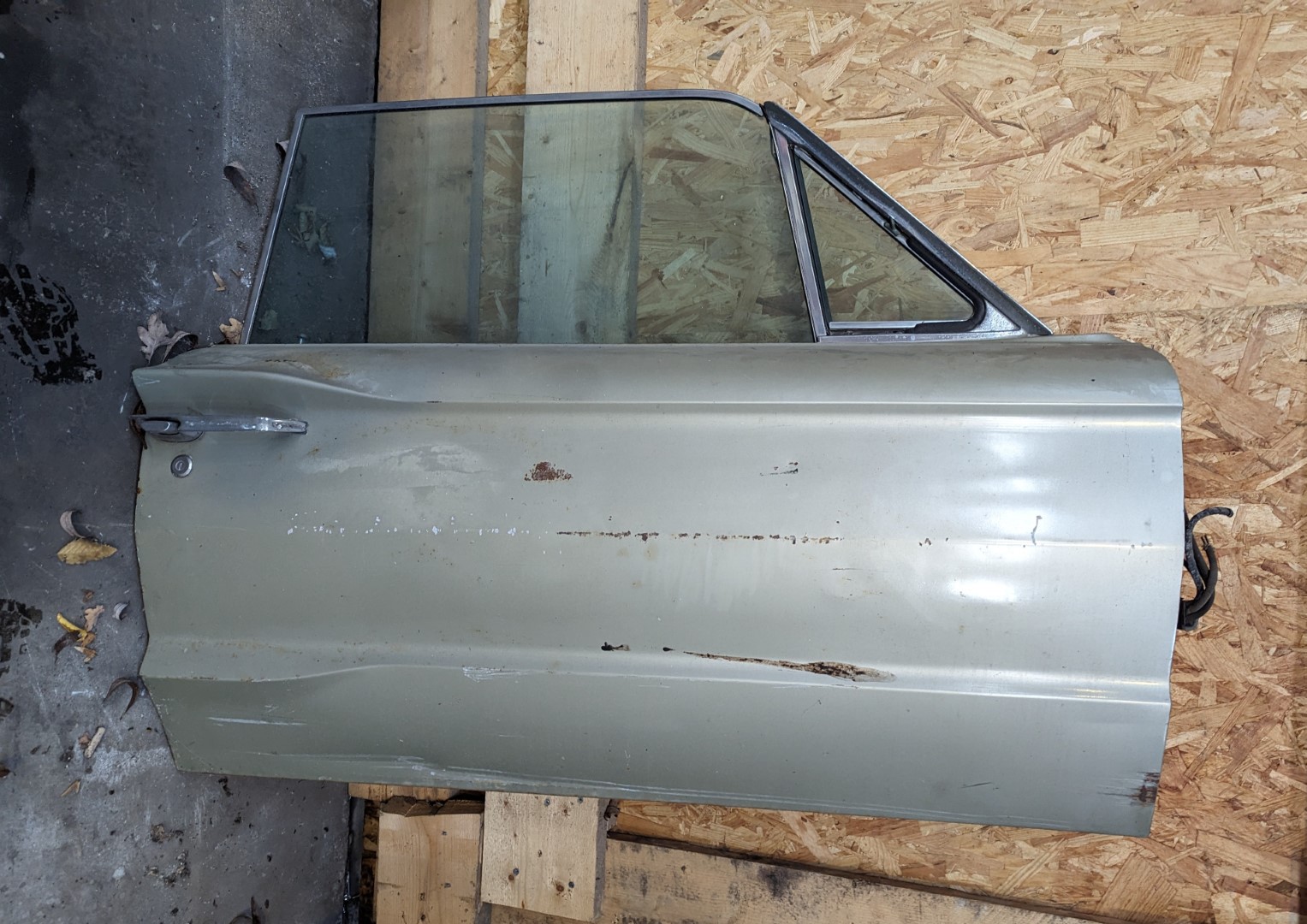 1966 Ford Thunderbird passenger side door