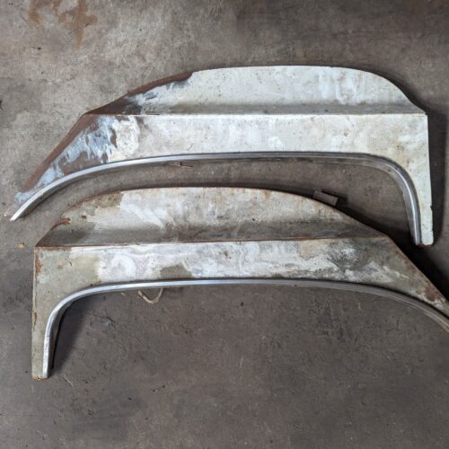 1964-1966 Ford Thunderbird fender skirts