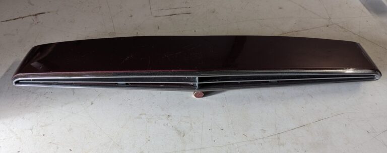 1964-1965 Ford Thunderbird hood scoop