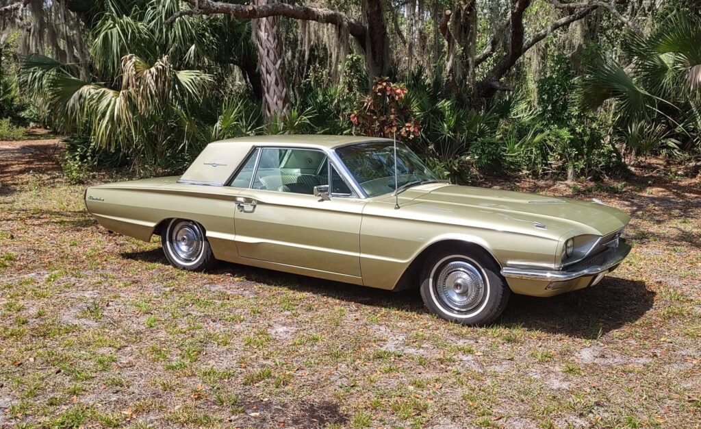 1966 Ford Thunderbird hardtop