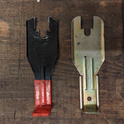 Universal door and window handle clip remover tool
